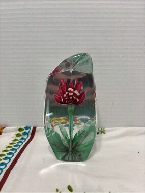 Mats Jonasson Sweden Clear Glass Sculpture Red Lotus Signed Paperweight FLAWED